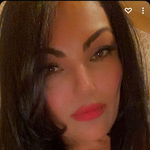 Meet your Posher, Leticia